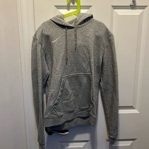 women’s new size small nike hoodie